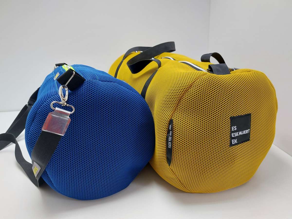 Netz 3D mit Geweberücken "royalblau"