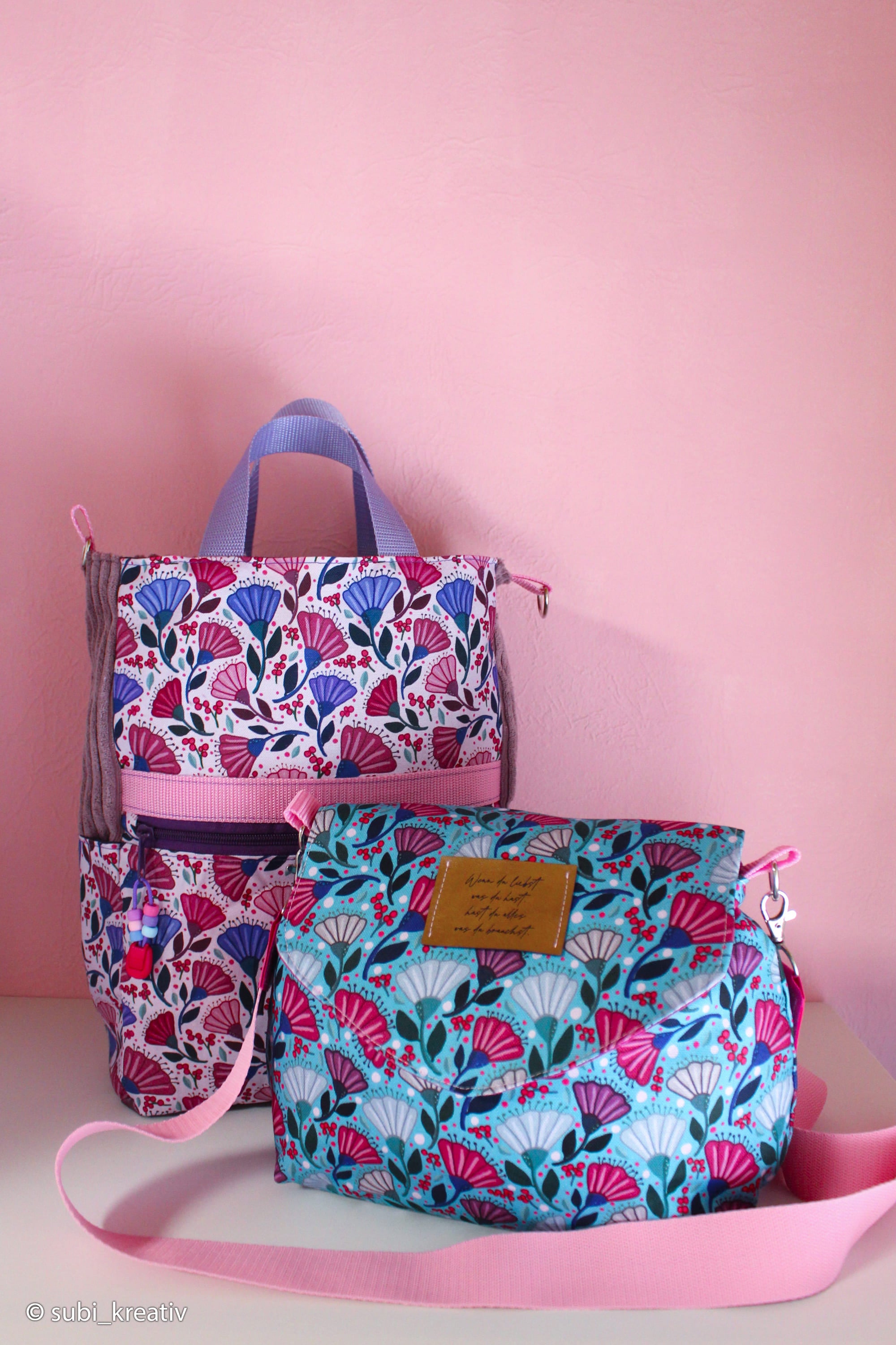 Canva "Garden Stories" Blüten, Beeren mint Stoff Anke's Nähbox